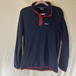 Patagonia Men's Medium Micro D Snap T Navy Blue with Red Pullover Fleece Sweater